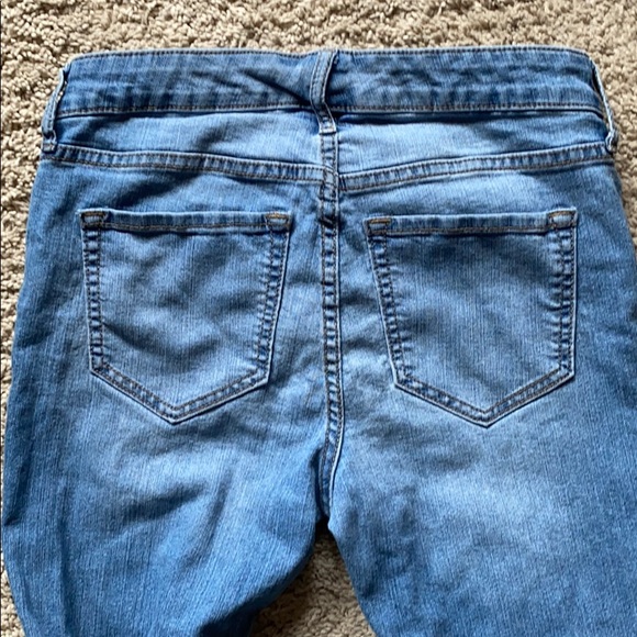 Old Navy Super Skinny jeans - Picture 6 of 6